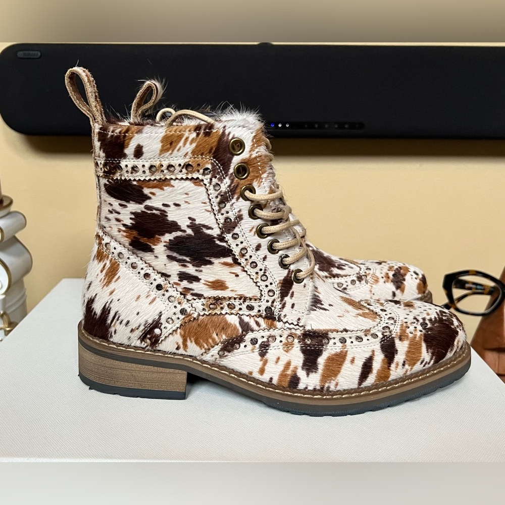 Marc Nolan Women's Ms. Belmont Appaloosa Wingtip Combat Boots